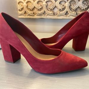 Tuckernuck Schultz thick cranberry red suede heels. EUC, worn 3x.